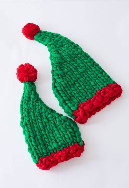Chapéu de Natal de pom-pom trançado com bloco de cores trançado à mão