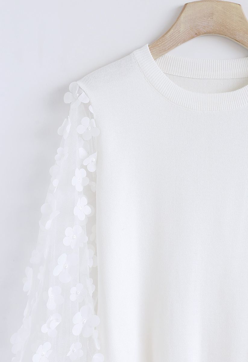 Blusa de malha mangas de malha flor 3D em branco