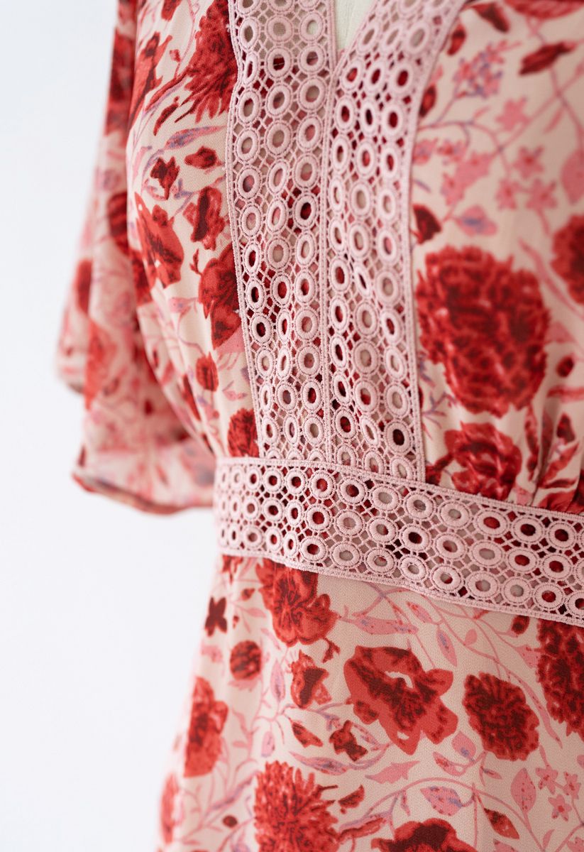 Vestido de chiffon de crochê floral vermelho com babados