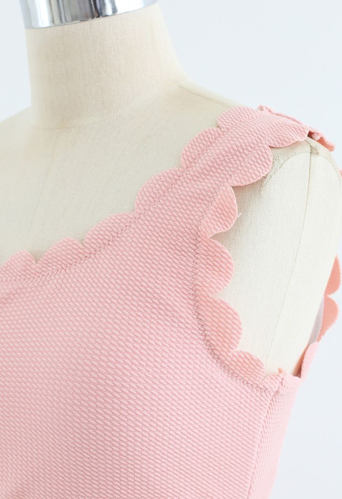 Conjunto de biquíni recortado de um ombro em rosa