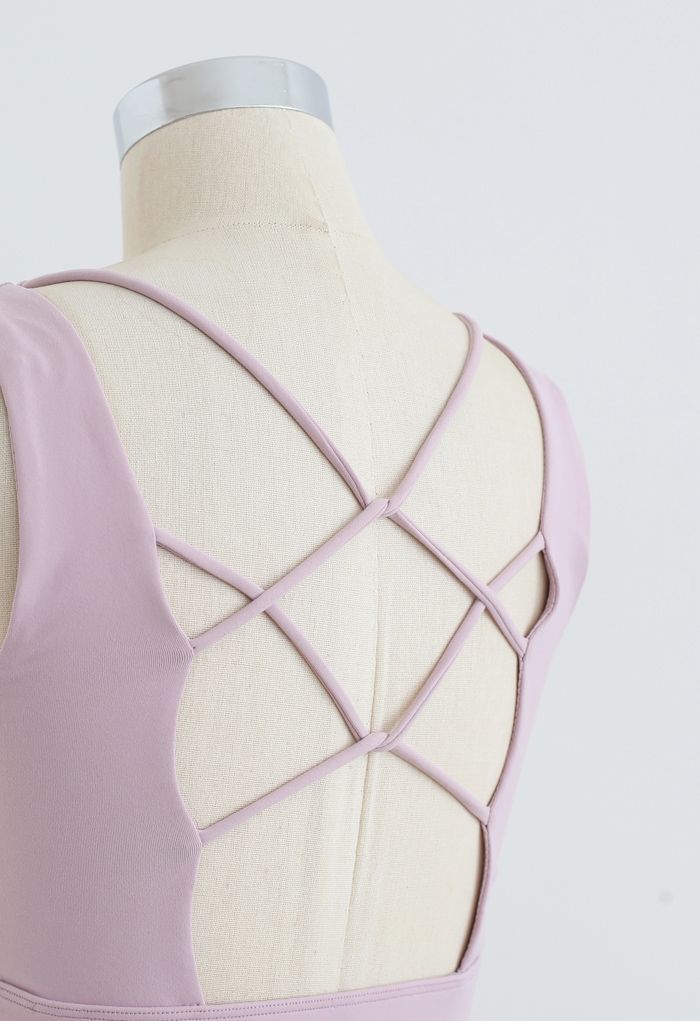 Conjunto de sutiã esportivo com amarração nas costas e leggings para levantamento de bumbum rosa