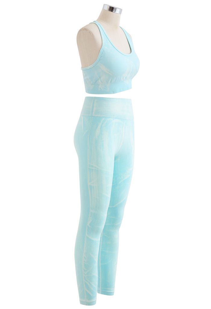 Conjunto de legging e sutiã esportivo azul oceano tie-dye