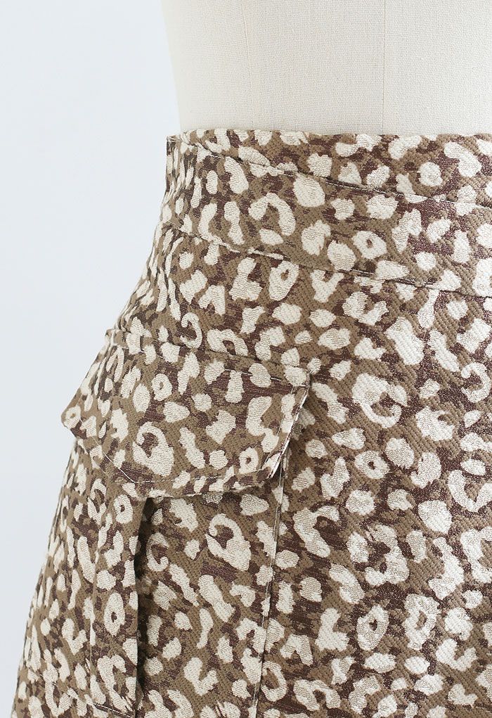 Mini saia assimétrica de leopardo Shimmer em marrom