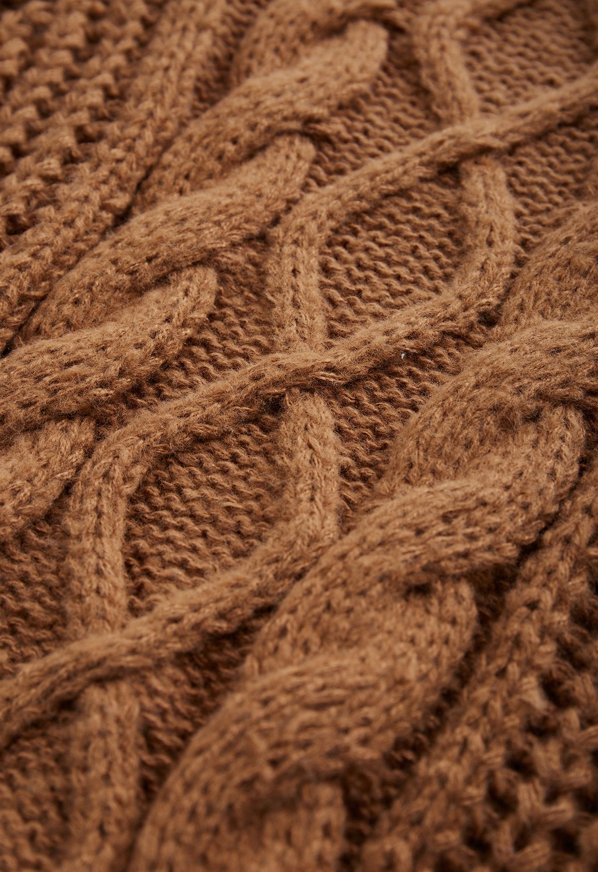 Suéter com nervuras trançado manga bolha em bege