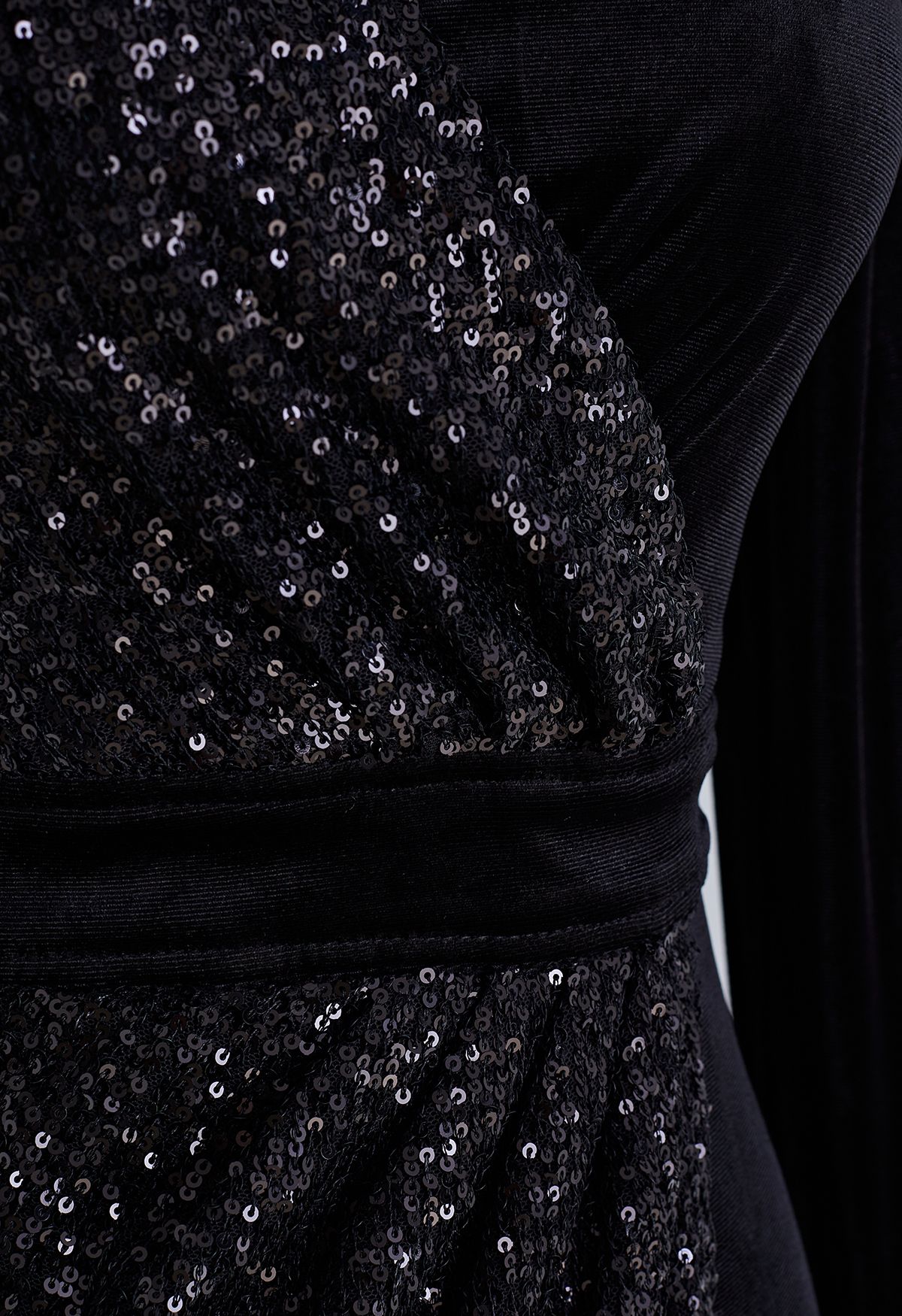 Deslumbrante vestido de festa de veludo com lantejoulas em preto