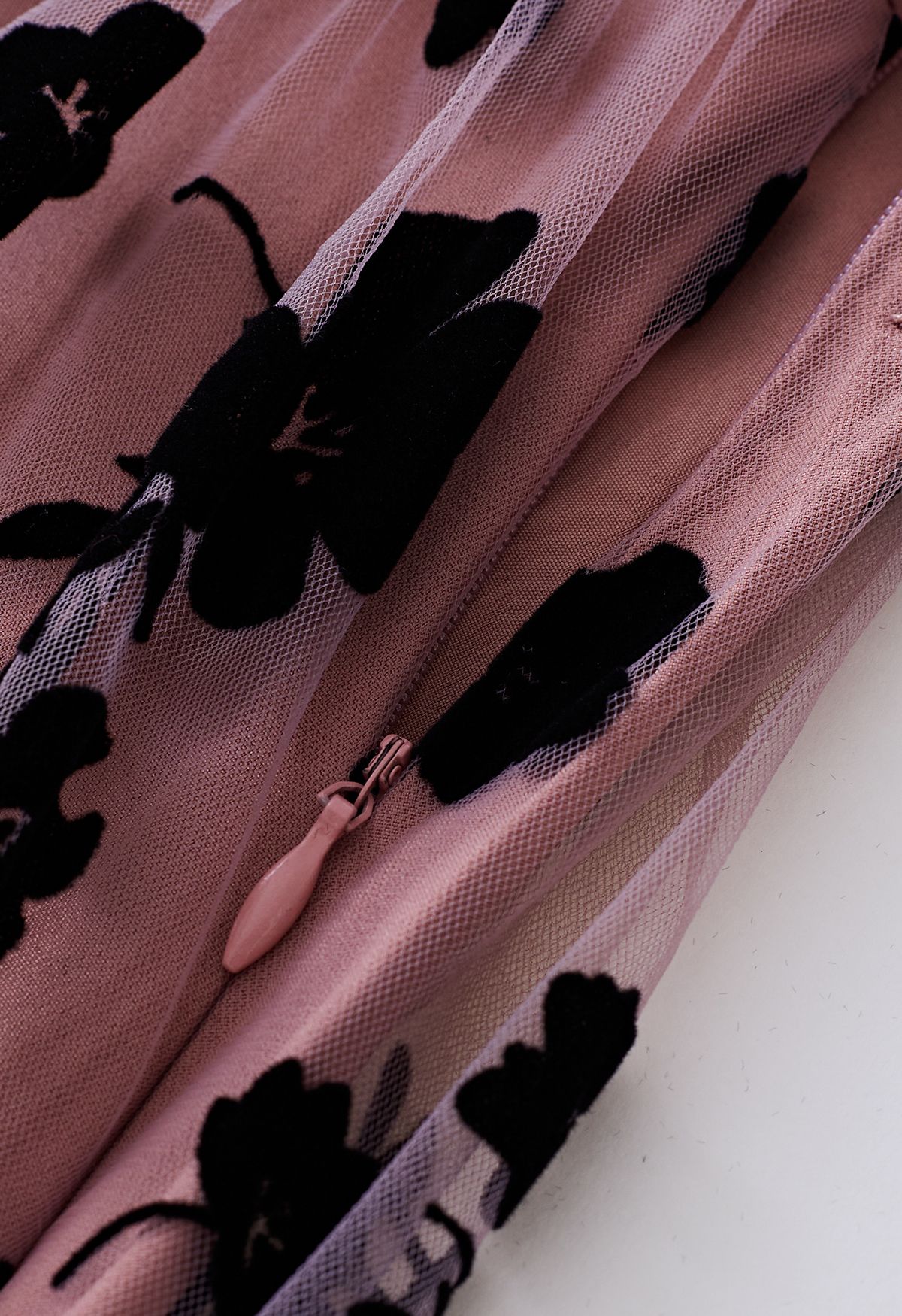 Vestido maxi envoltório de malha 3D Posy em rosa