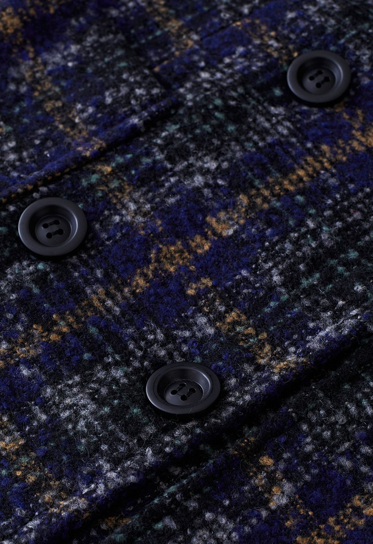 Casaco xadrez de lã com abotoamento duplo em azul marinho