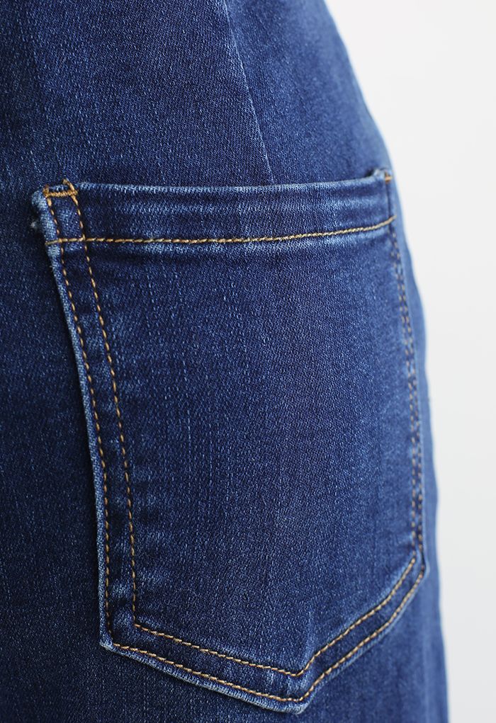 Calça Jeans Flare Bolso Clássico Tassel Hem em Marinho