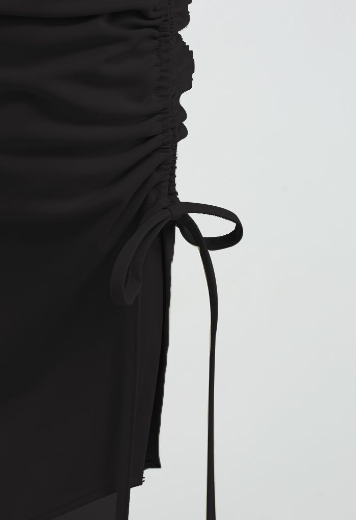 Vestido Cami com bainha com cordão e franzido em preto