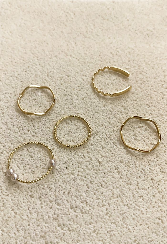 Anéis de ouro pérola simples de cinco peças