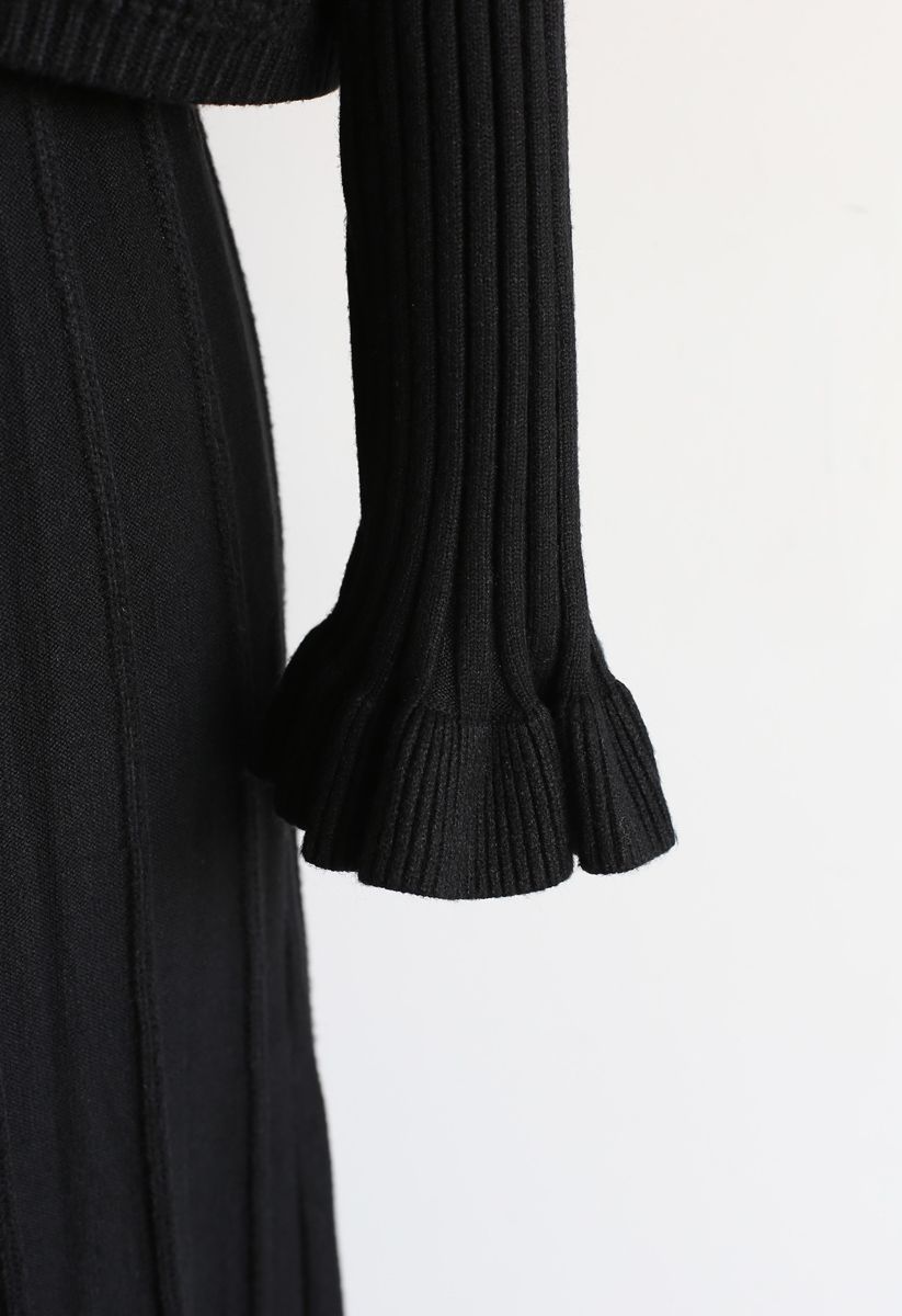 Vestido de malha plissada com gola falsa em preto
